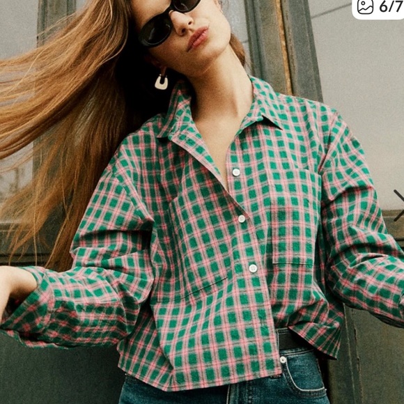 Madewell The Signature Poplin Crop Shirt in Plaid - Picture 6 of 6